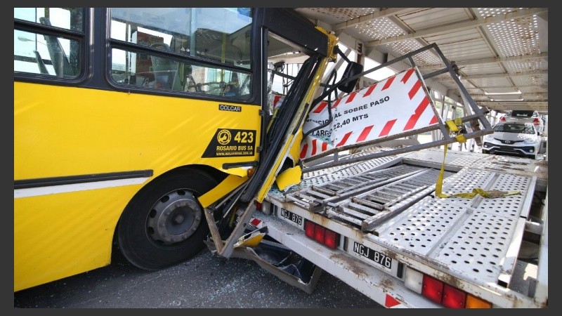 Así quedó el colectivo. 