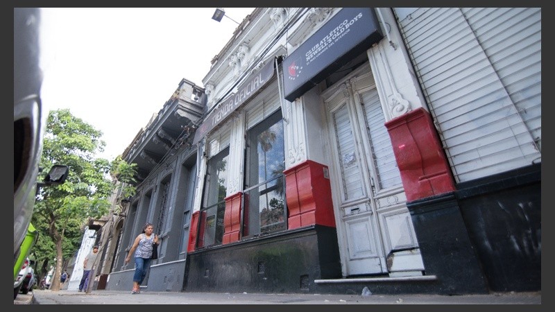 El local que fue robado este viernes en pleno centro.