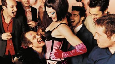 La fiesta tuvo serias consecuencias para la pareja y la de sus amigos.