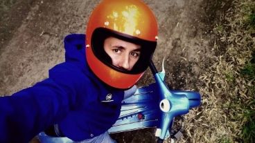 Ito Seisas y su pasión por la Vespa.