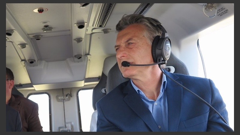 El mandatario regresa a la Capital después de varios días.