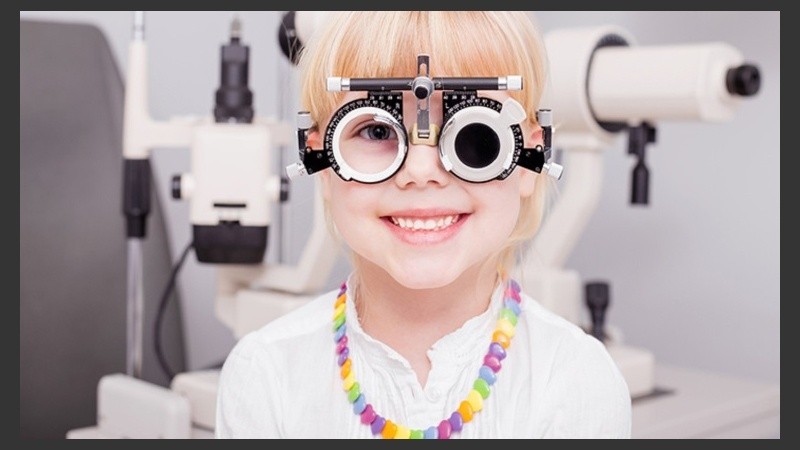 En la consulta médica se evalúa el crecimiento y desarrollo de cada niño.