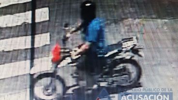 El motociclista buscado.