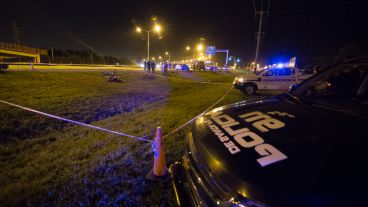 Cerca al acceso a Villa Diego, el lugar donde fue asesinado la víctima.