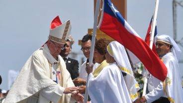 El papa Francisco ofició este jueves una misa multitudinaria en Iquique (Chile).