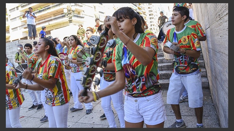 La inscripción se realiza en el día y lugar donde se realiza el taller.