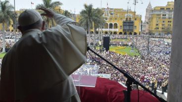 Bergoglio se despidió tras una gira de seis días.