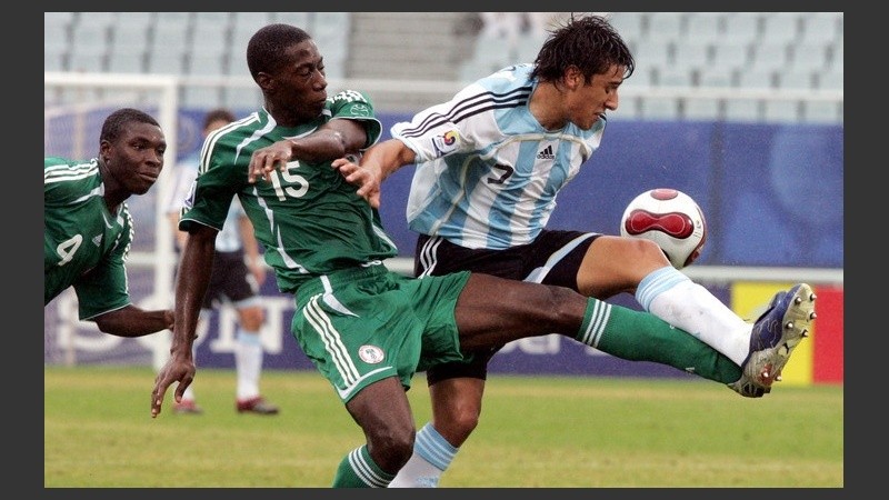 Oliva, en un mundial juvenil con la camiseta argentina.