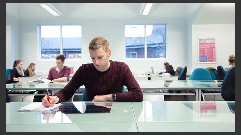 El plazo de solicitud para becas de posgrado finaliza el 20 de marzo.