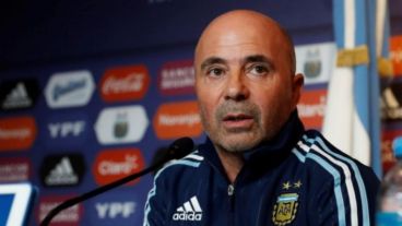 El DT de la selección, de reunión en reunión por Europa.