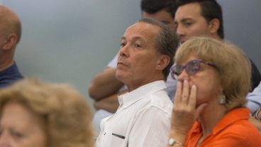 El diputado provincial Giustiniani, durante la audiencia pública.