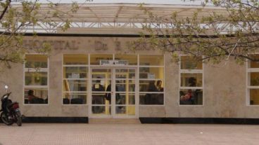 Los cadetes fueron internados en el hospital Vera Barros.