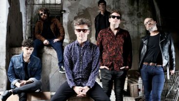 Los Degradé son Nahuel Marquet, Emiliano Cattaneo, Guido Benvenuti, Pablo Giulietti, Lisandro Sagué, y Álvaro Manzanero.