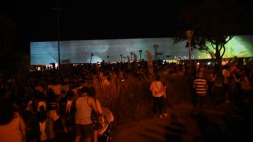 Imágenes de la inauguración del acuario de agua dulce más grande de Argentina.