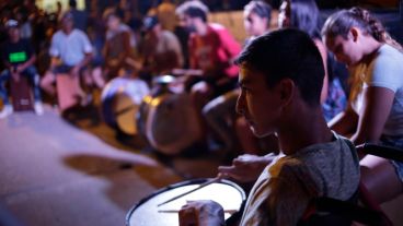 Calor y color en el carnaval de Cristalería.