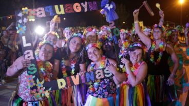Calor y color en el carnaval de Cristalería.