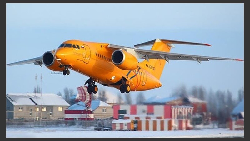 El avión cayó cerca de Moscú.