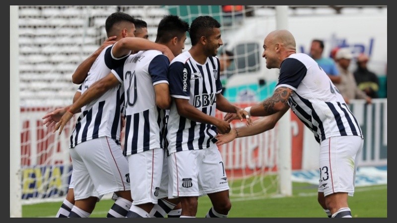 El gol fue de Olaza, de penal, a los 23 minutos del primer tiempo.