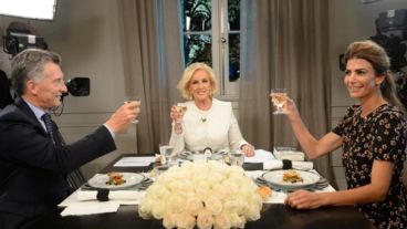 Mauricio Macri y Juliana Awada, en la transmisión de un programa de Mirtha Legrand