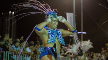 Baile, música y mucho color en el corsódromo del Parque Scalabrini Ortíz. (Alan Monzón/Rosario3.com)