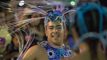 Baile, música y mucho color en el corsódromo del Parque Scalabrini Ortíz. (Alan Monzón/Rosario3.com)