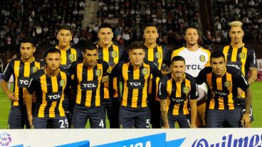 Los once titulares en Parque Patricios.