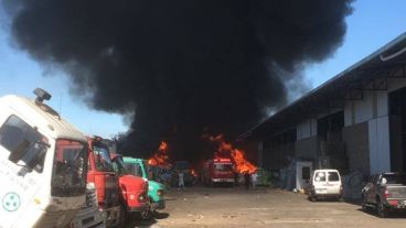 El incendio en la planta de zona oeste.