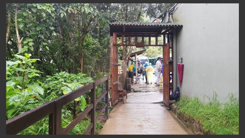 El lugar de donde fueron expulsados los turistas.