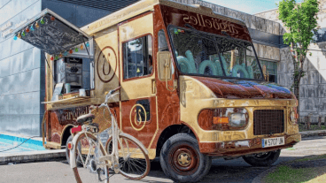 Estos “camiones de comida”, generalmente venden comida rápida en ferias y avenidas de todo el mundo