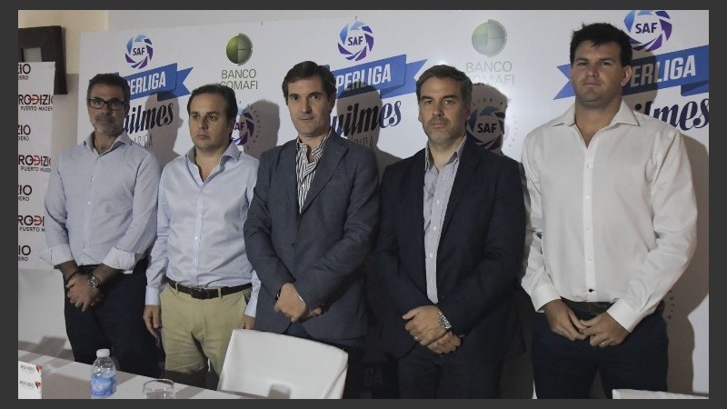 El Comité Ejecutivo de la Superliga encabezado por Mariano Elizondo.