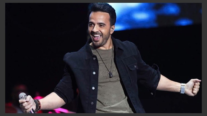 Luis Fonsi desembarca en la ciudad en el marco de la gira 