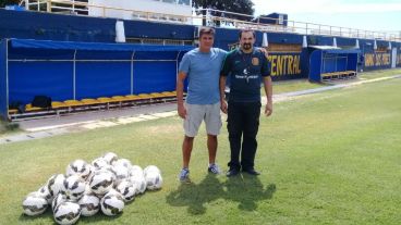 Central donó balones a Argentino.