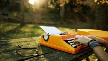 Es para formar parte de la revista "Crítica- Revista de Psicología.