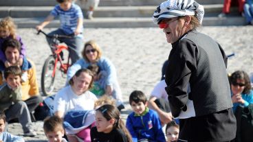 Entre los cursos figuran Tela, Trapecio, Malabares, Mimo y Acrobacia.