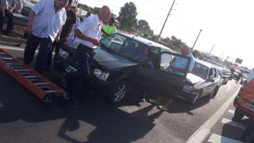 Imágenes del choque de móviles policiales.