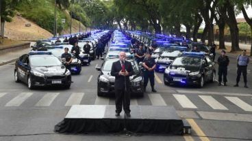 Lifschitz en la presentación de los nuevos patrulleros inteligentes.