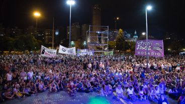 La marcha terminó en el Parque Nacional a la Bandera frente al Monumento.