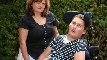 El joven que enfermó tras comerse la babosa.