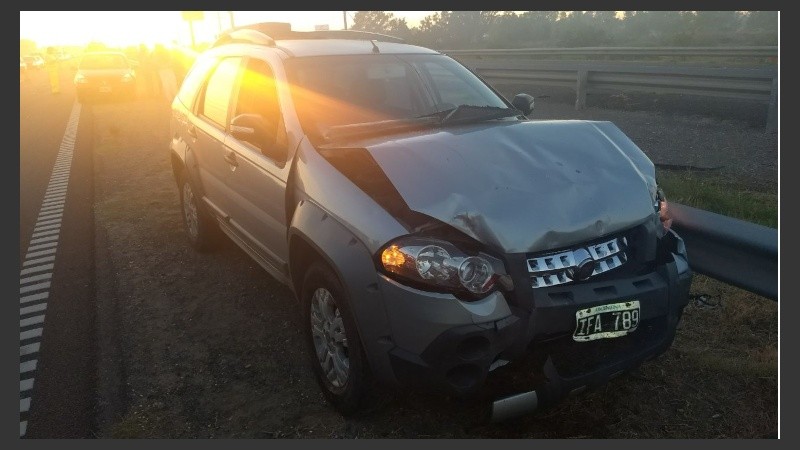 Así quedó uno de los autos involucrados.