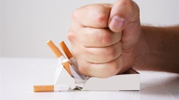 Dejar de fumar a los 30 años reduce la probabilidad de morir prematuramente por enfermedades relacionadas con fumar en más del 90%.