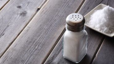 La reducción de tres gramos en el consumo diario de sal por habitante podría evitar unas 6.000 muertes al año por causas prevenibles.