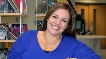 Zafirakou aprendió las nociones básicas de numerosos idiomas y dialectos para comunicarse con sus alumnos y sus padres.