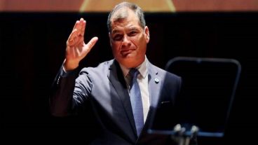 El ex presidente ecuatoriano estará martes y miércoles en Rosario.