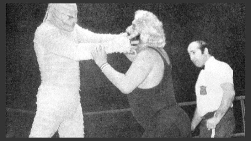 La momia sigue la lucha pero ahora en el plano judicial.