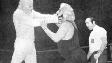 La momia sigue la lucha pero ahora en el plano judicial.