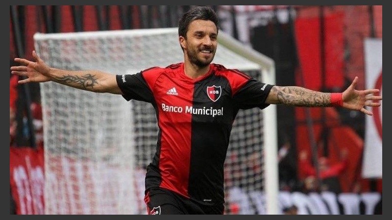 Nacho tendrá contrato por un año y medio con Newell's.