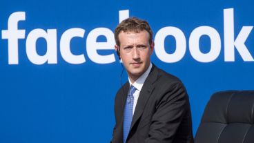 Zuckerberg: "Tenemos la responsabilidad de proteger tus datos".