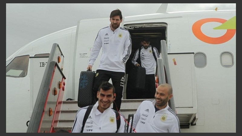 Messi reflexivo al arribar a Madrid: Masche y el Patón se matan de risa.