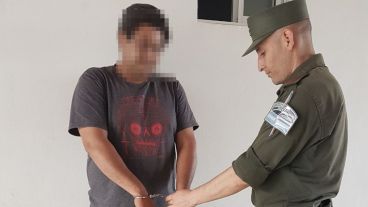 El hombre quedó detenido este sábado.