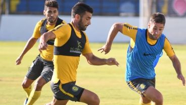 Ferrari y Carrizo serán titulares.